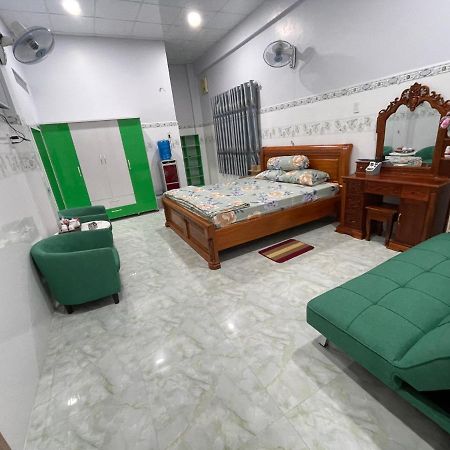 Nha Nghi Lien Hoa Bed and Breakfast Hà Tiên Exteriör bild