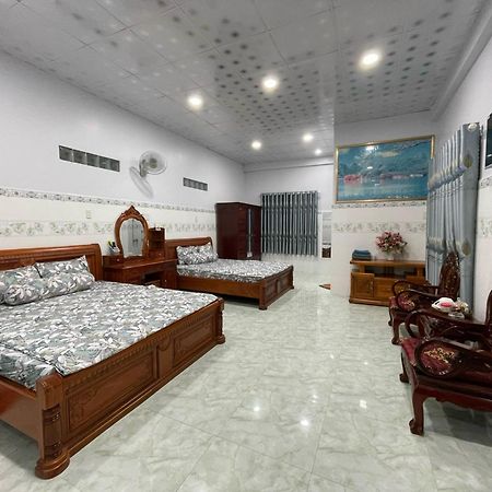 Nha Nghi Lien Hoa Bed and Breakfast Hà Tiên Exteriör bild